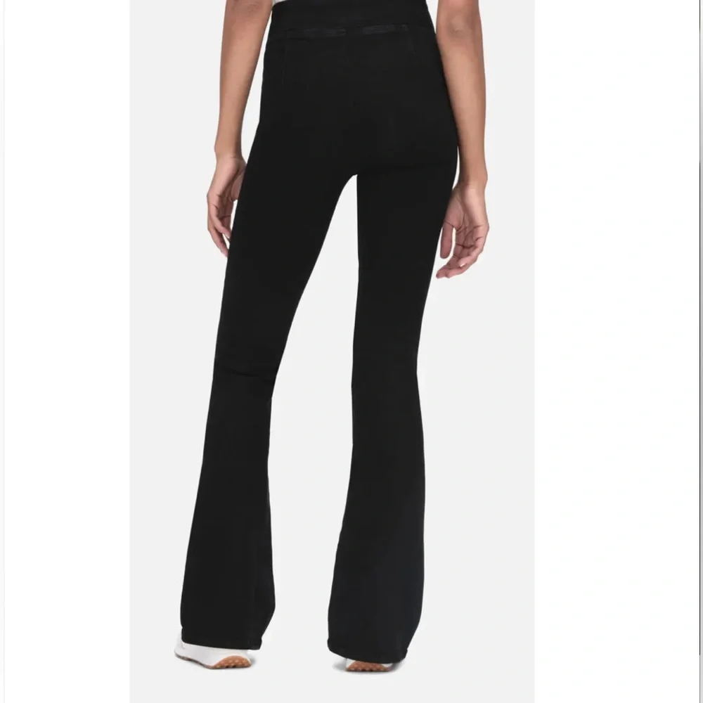 FRAME The Jetset Flare Jeans size 2 (size 30-34)‎ NEW